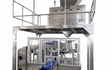 Machine d'emballage automatique de sachets préfabriqués