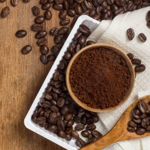 Machine d'emballage sous vide automatique pour poudre de café