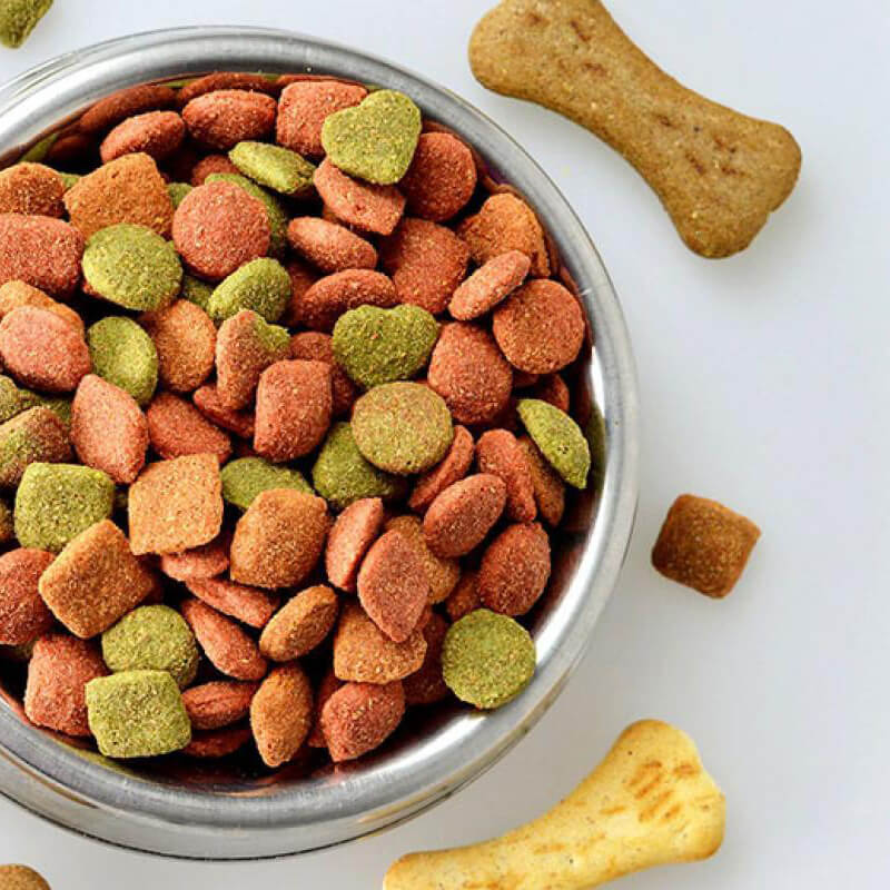 Ligne de production automatique d'emballage d'aliments pour animaux de compagnie